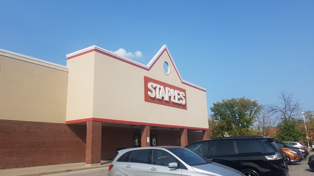 Staples Thornhill | 32 Steeles Ave W, Thornhill, ON L4J 1A1, Canada | Phone: (905) 763-0227