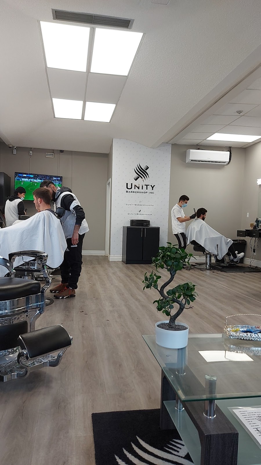 Unity Barbershop | 230 Lakeshore Rd E, Mississauga, ON L5G 1G7, Canada | Phone: (647) 979-6523