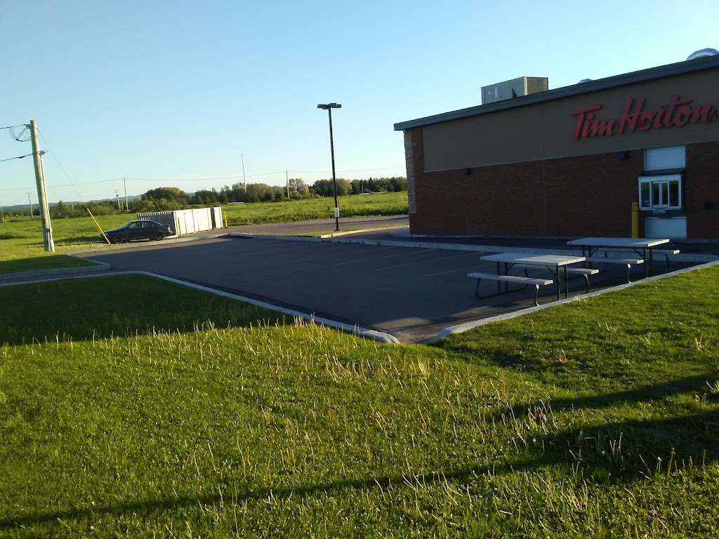 Tim Hortons | 3895 Rue des Mouettes, Jonquière, QC G7X 0M4, Canada | Phone: (418) 547-3779