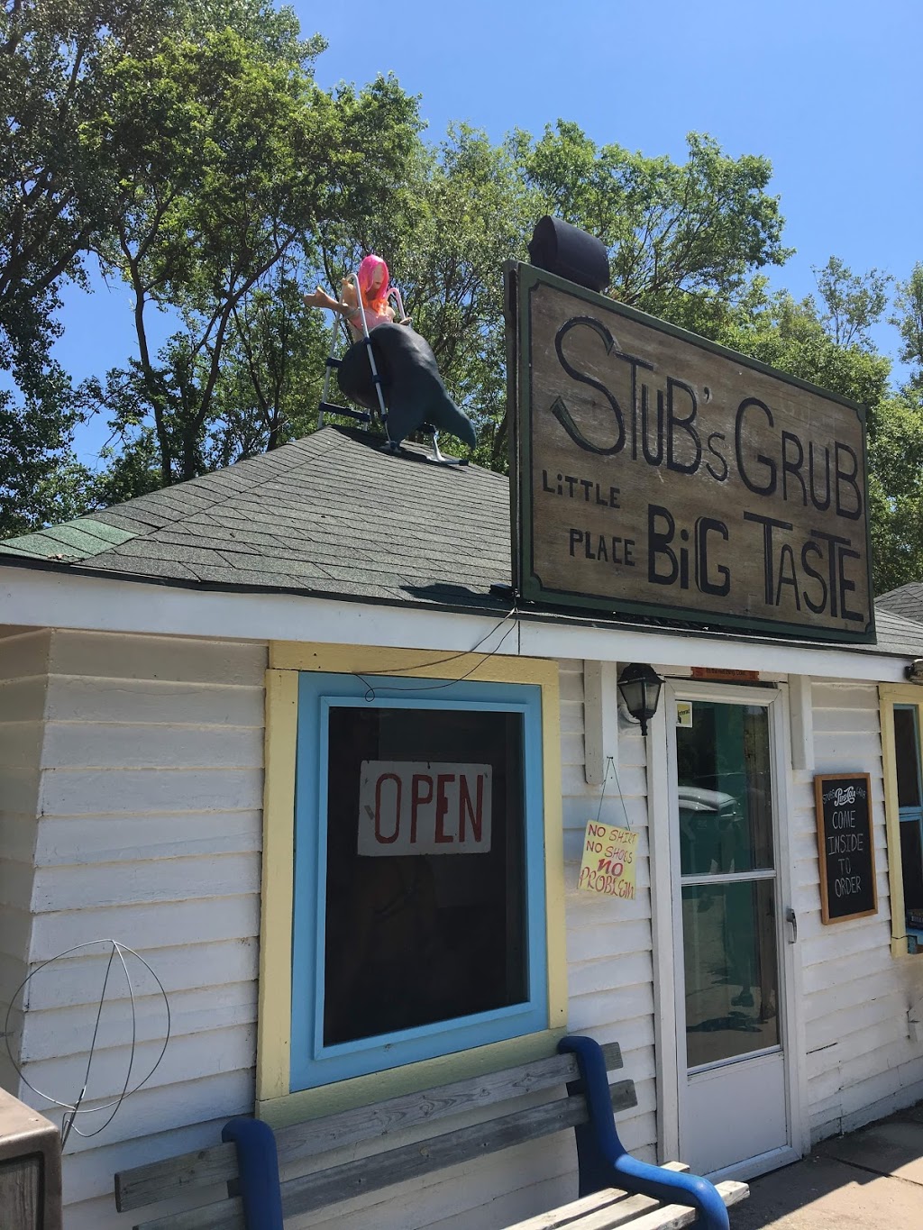 Stubss Grub | 2 Beach Ave, Port Rowan, ON N0E 1M0, Canada