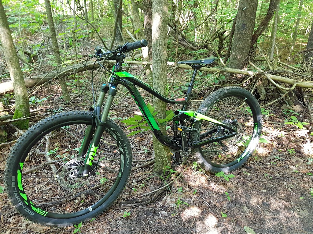 Ravenshoe Trailhead | McCowan Rd, East Gwillimbury, ON L0E, Canada