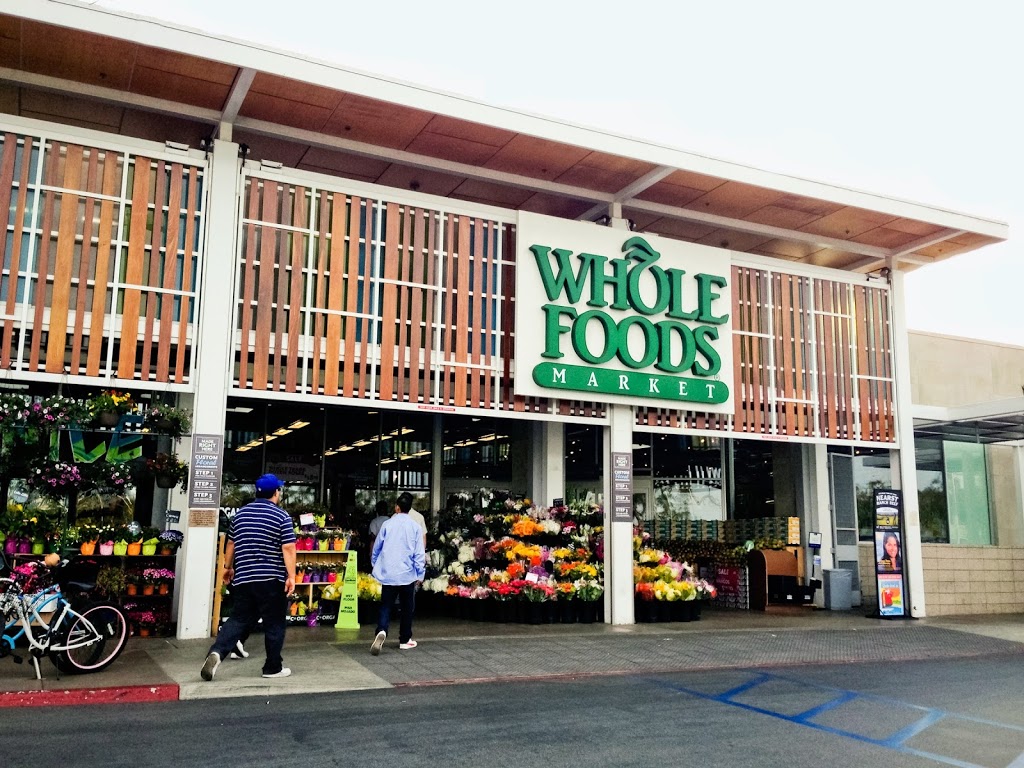 Whole Foods Market | 155 Square One Dr, Mississauga, ON L5B 0E2, Canada | Phone: (905) 275-9393