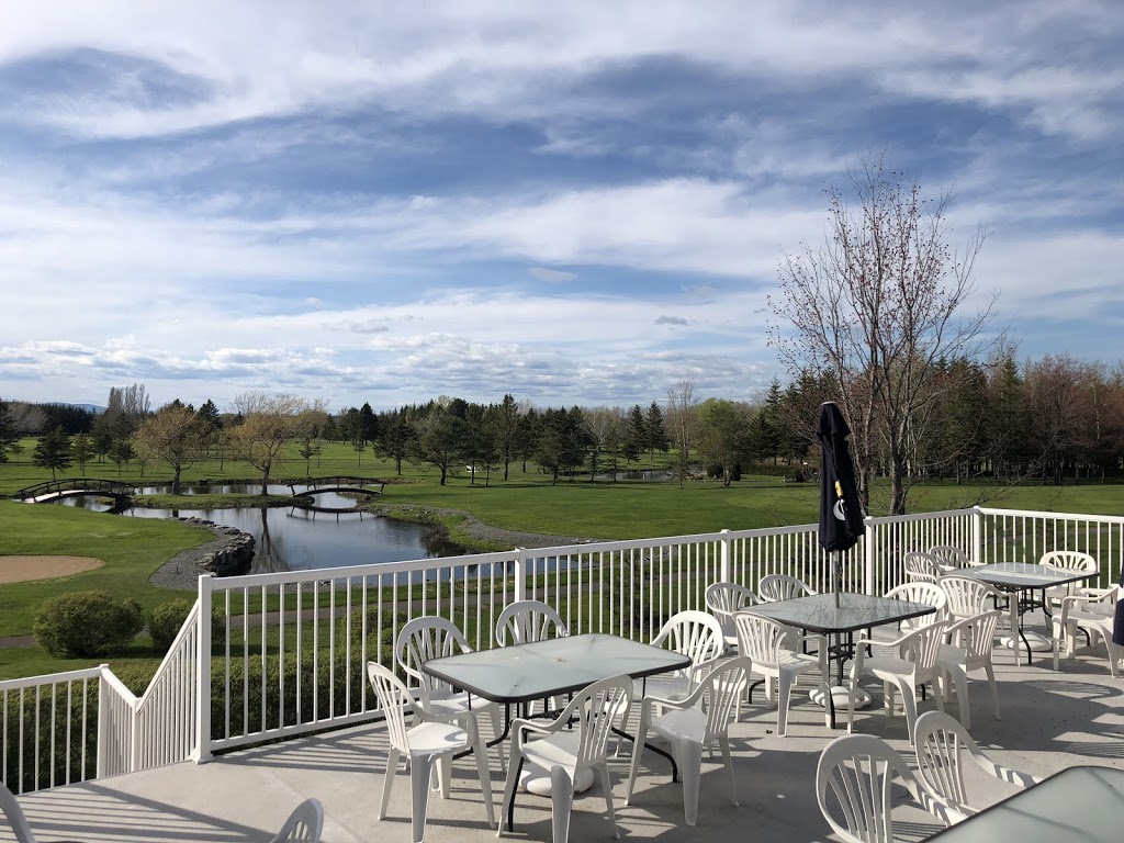 Club De Golf Trois Saumons | 670 Chemin du Golf, Saint-Jean-Port-Joli, QC G0R 3G0, Canada | Phone: (418) 598-9719