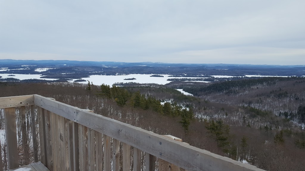 Parc régional du Mont Morissette | 35 Chemin du Lac Long, Blue Sea, QC J0X 1C0, Canada | Phone: (819) 463-2261