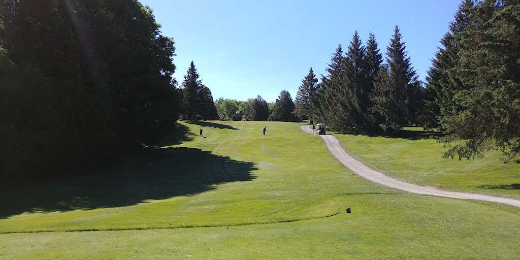 Club De Golf Waterville Inc | 600 Rue Compton E, Waterville, QC J0B 3H0, Canada | Phone: (819) 837-2966