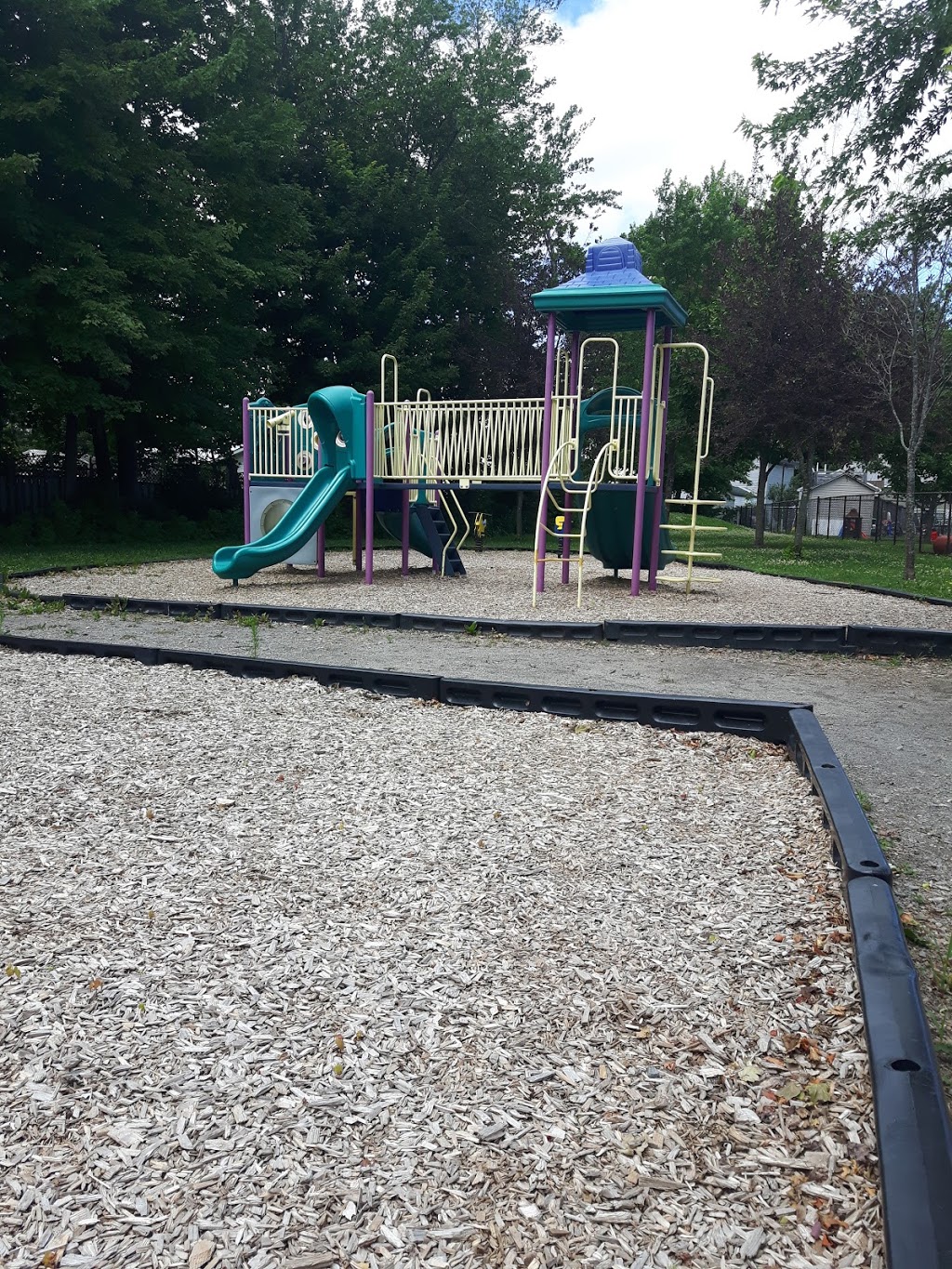 Parc du Graphite | Rue des Sittelles, Mirabel, QC J7N 3E7, Canada | Phone: (450) 475-8653