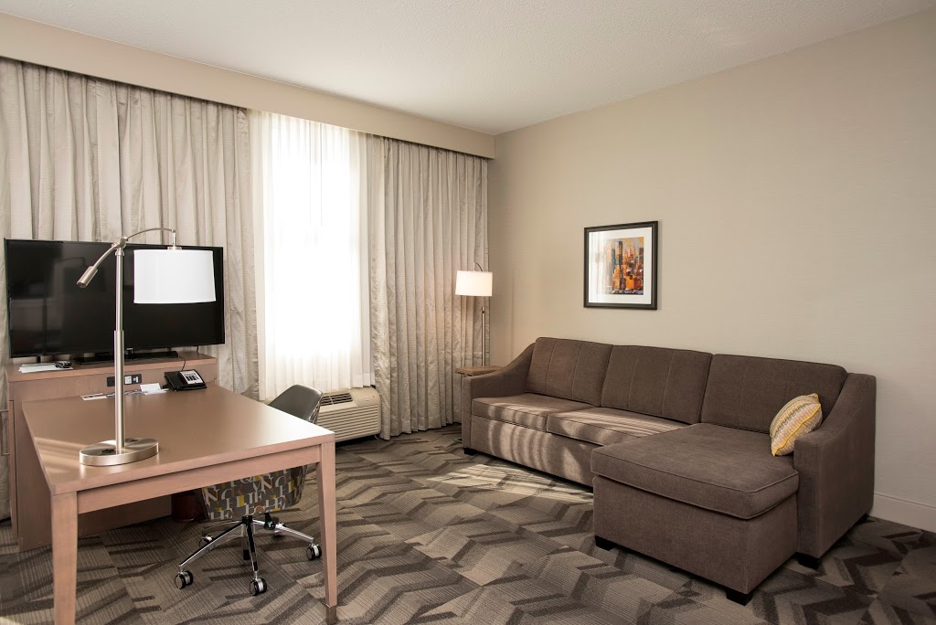 Hampton Inn & Suites by Hilton Thunder Bay | 760 Arthur St W, Thunder Bay, ON P7E 5R9, Canada | Phone: (807) 577-5000