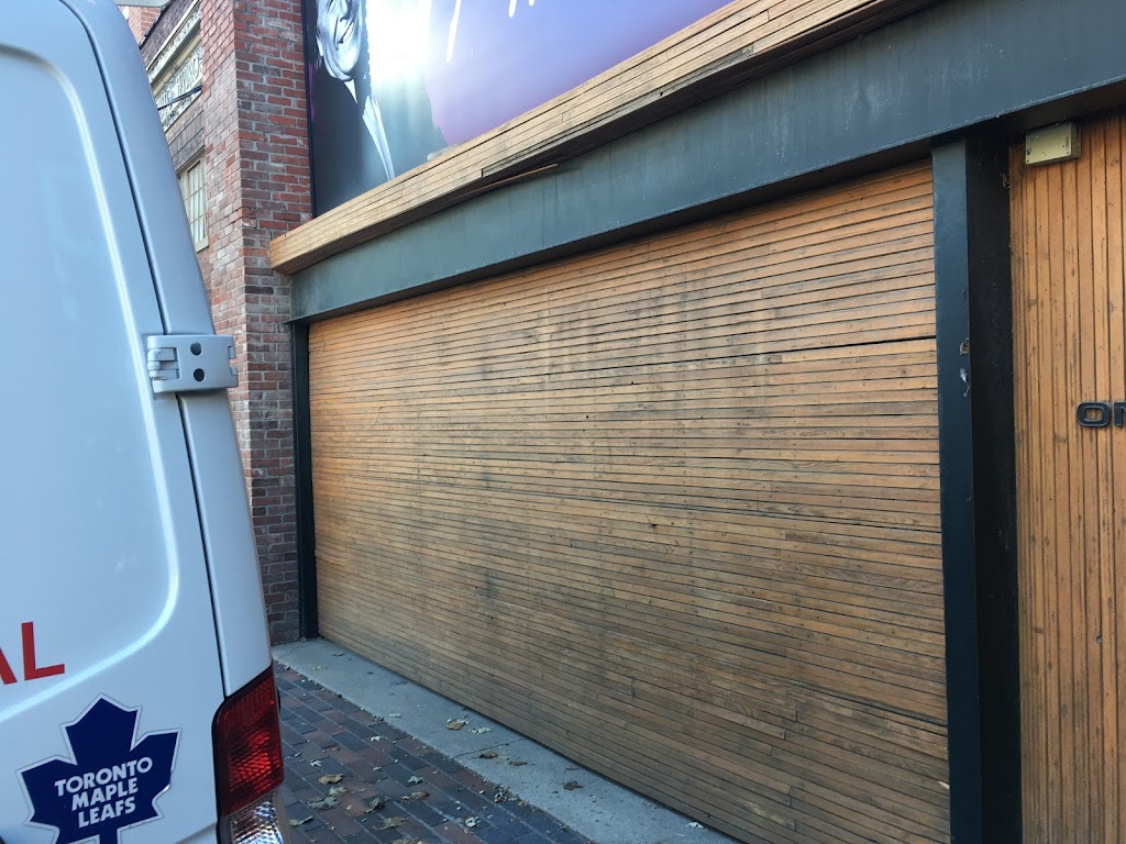 Smart Care Garage Door Toronto | 605 Finch Ave W Unit 1516, North York, ON M2R 1P1, Canada | Phone: (416) 477-5447