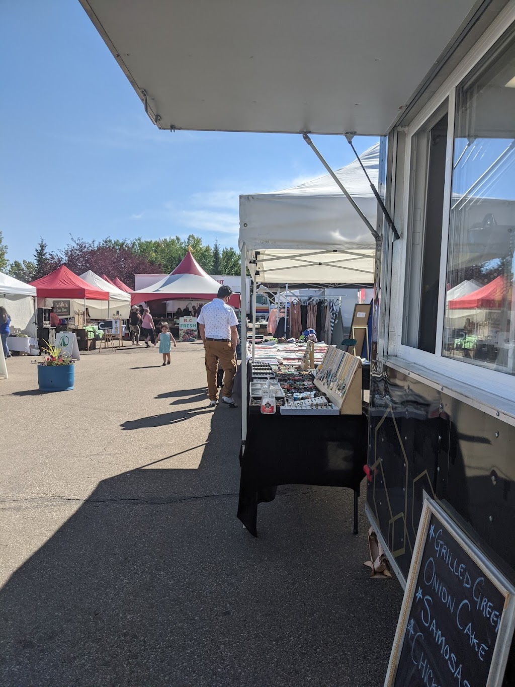 South Common Farmers Market is opening on May 7, 2022 to Oct. 17th, 2022 | Parsons Road &, 19 Ave NW, Edmonton, AB T6N 1H5, Canada | Phone: (780) 686-5882