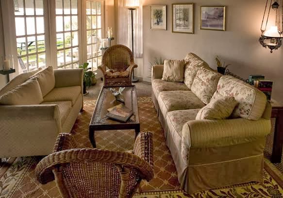 The Bluff Bed & Breakfast | 13390 Paradise Park Rd, Henderson Harbor, NY 13651, USA | Phone: (315) 486-3220