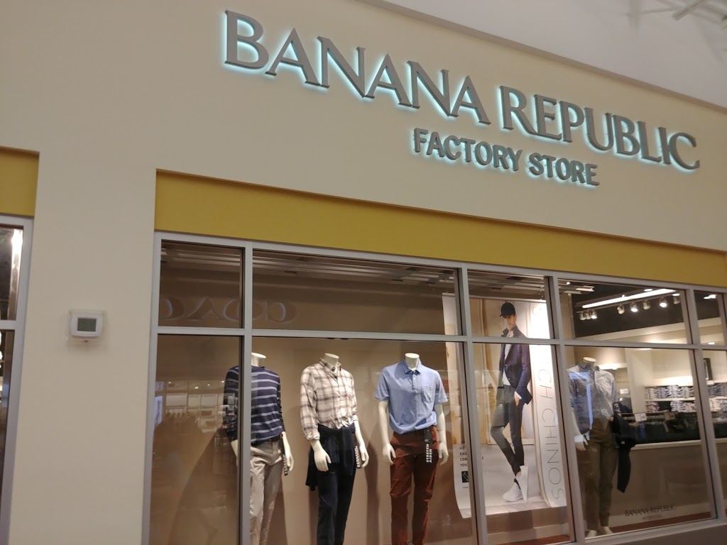 Banana Republic | 3311 Simcoe 89 e20, Cookstown, ON L0L 1L0, Canada | Phone: (705) 458-8742