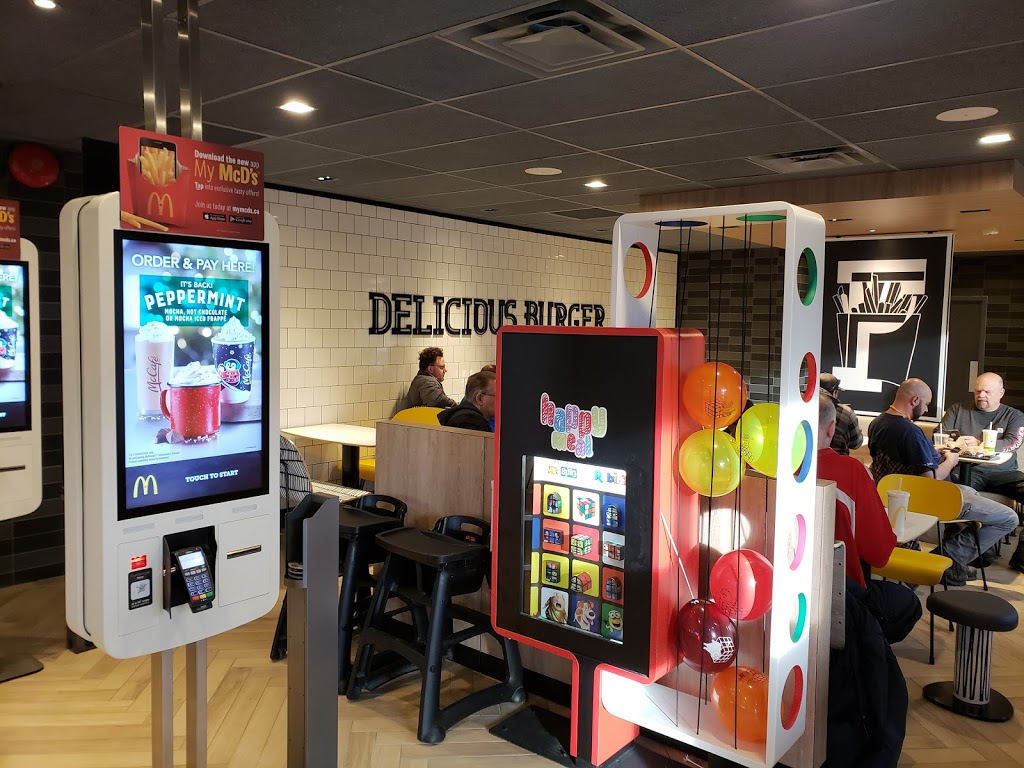 McDonalds | 905 51st Street East, Saskatoon, SK S7K 7E4, Canada | Phone: (306) 955-8667