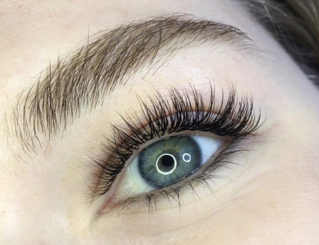 Magic Lashes Studio | 1034 Stadacona St E, Moose Jaw, SK S6H 0K9, Canada | Phone: (306) 681-5542