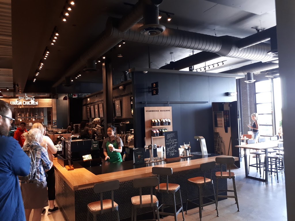 Starbucks | 17600 Yonge St, Newmarket, ON L3Y 4Z1, Canada | Phone: (905) 895-9411