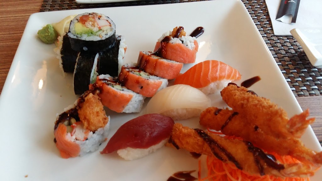 Mika Sushi-Bar | 4800 QC-132, Sainte-Catherine, QC J5C 1V9, Canada | Phone: (450) 718-1199