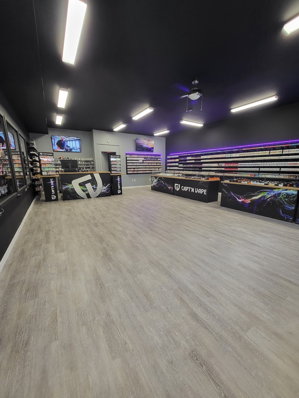 Captn Vape - Regent Ave - Winnipeg | 130 Regent Ave E, Winnipeg, MB R2C 0C1, Canada | Phone: (204) 222-7187