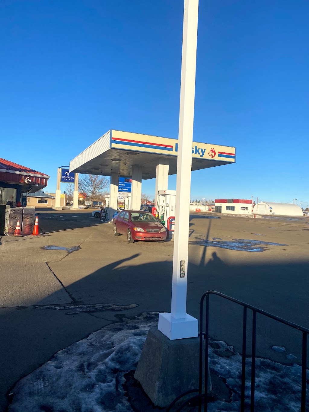 Co-op Gas Bar | 107 Palliser Trail, Hanna, AB T0J 1P0, Canada | Phone: (403) 854-3360