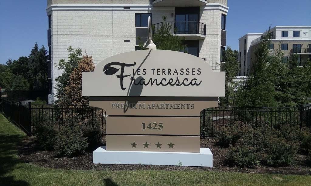 Les Terrasses Francesca | 1425 Vanier Pkwy, Ottawa, ON K1K 3W6, Canada | Phone: (613) 254-6583