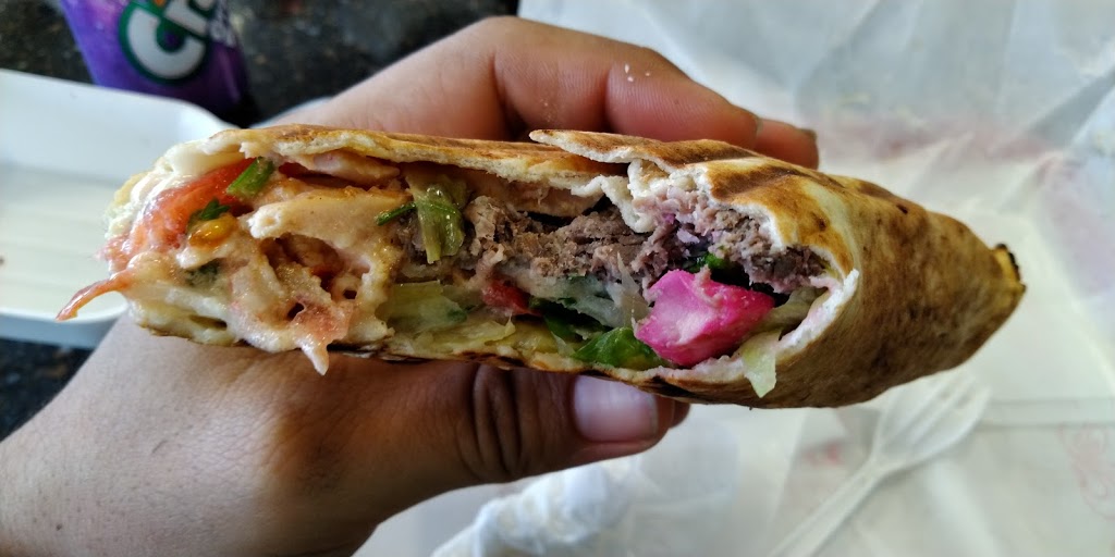 Shawarma Corner | 323 Erie St S, Leamington, ON N8H 3C8, Canada | Phone: (519) 398-8852
