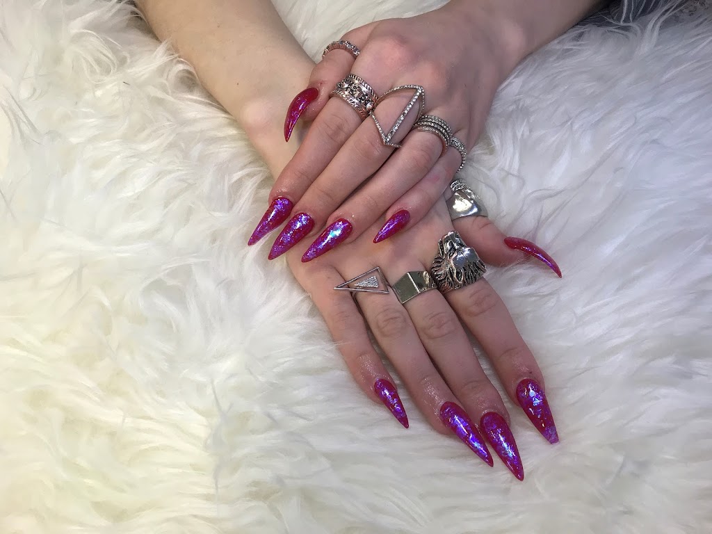 Q Nails Hamptons | 6011 199 St NW, Edmonton, AB T6M 0M8, Canada | Phone: (780) 483-8556