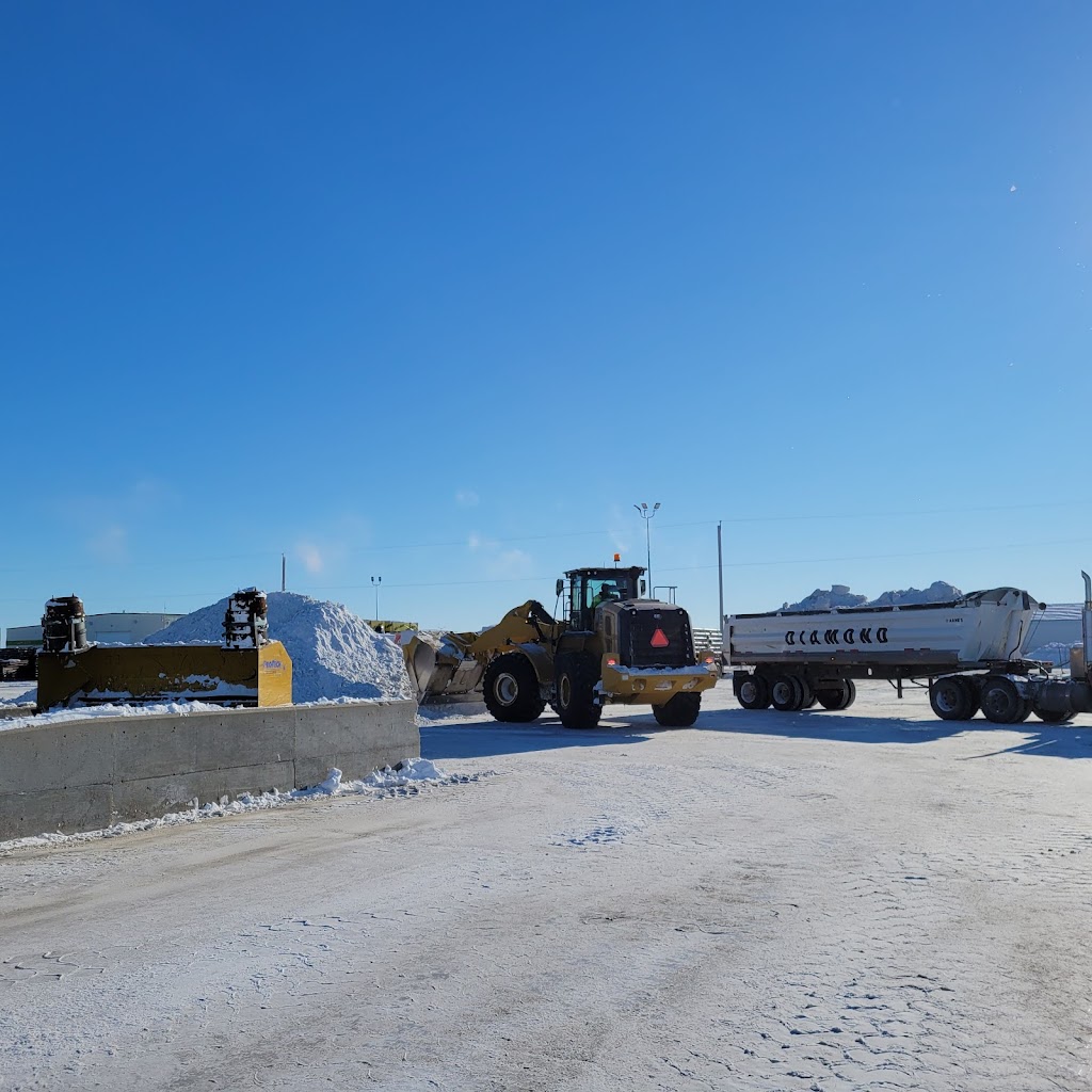 Diamond Construction & Gravel | 399 Highway 12 North, Steinbach, MB R5G 1V1, Canada | Phone: (204) 326-3456