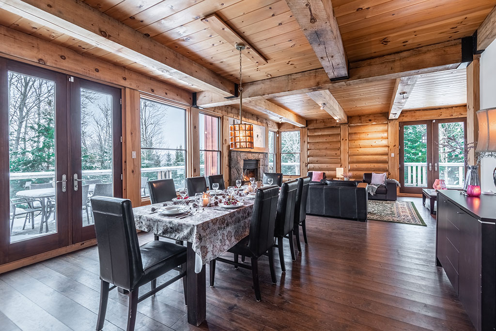 Chalet First Tracks #215 | 140 Chem. de la Fraternité, Lac-Supérieur, QC J0T 1P0, Canada | Phone: (873) 479-7768