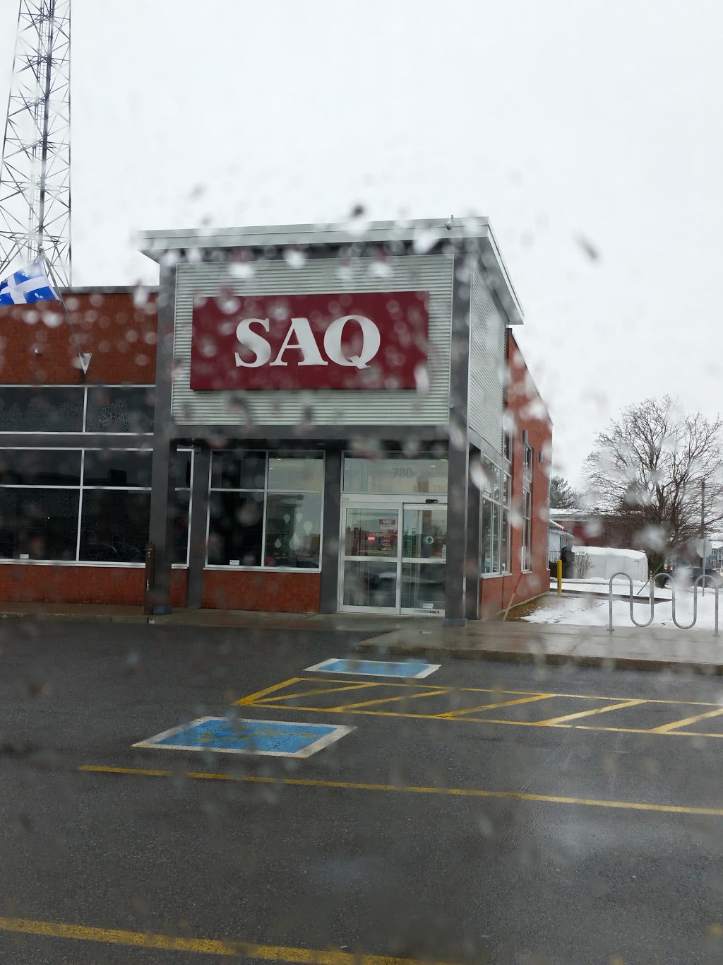 SAQ | 780 Rue Saint-Paul, Saint-Rémi, QC J0L 2L0, Canada | Phone: (450) 454-3133