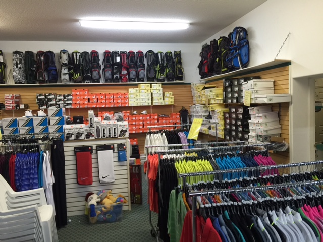 Riverside Golf Nanaimo | 8250 Sabre Rd, Lantzville, BC V0R 2H0, Canada | Phone: (250) 390-4000