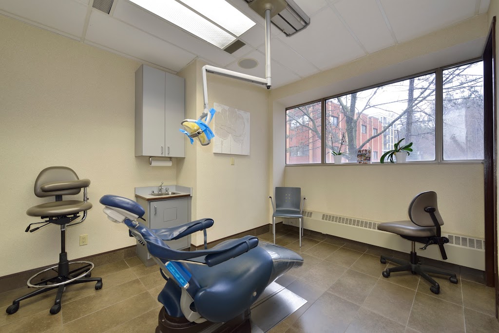 Sari Novack Dentistry | 4211 Yonge St #201, North York, ON M2P 2A9, Canada | Phone: (416) 224-2114