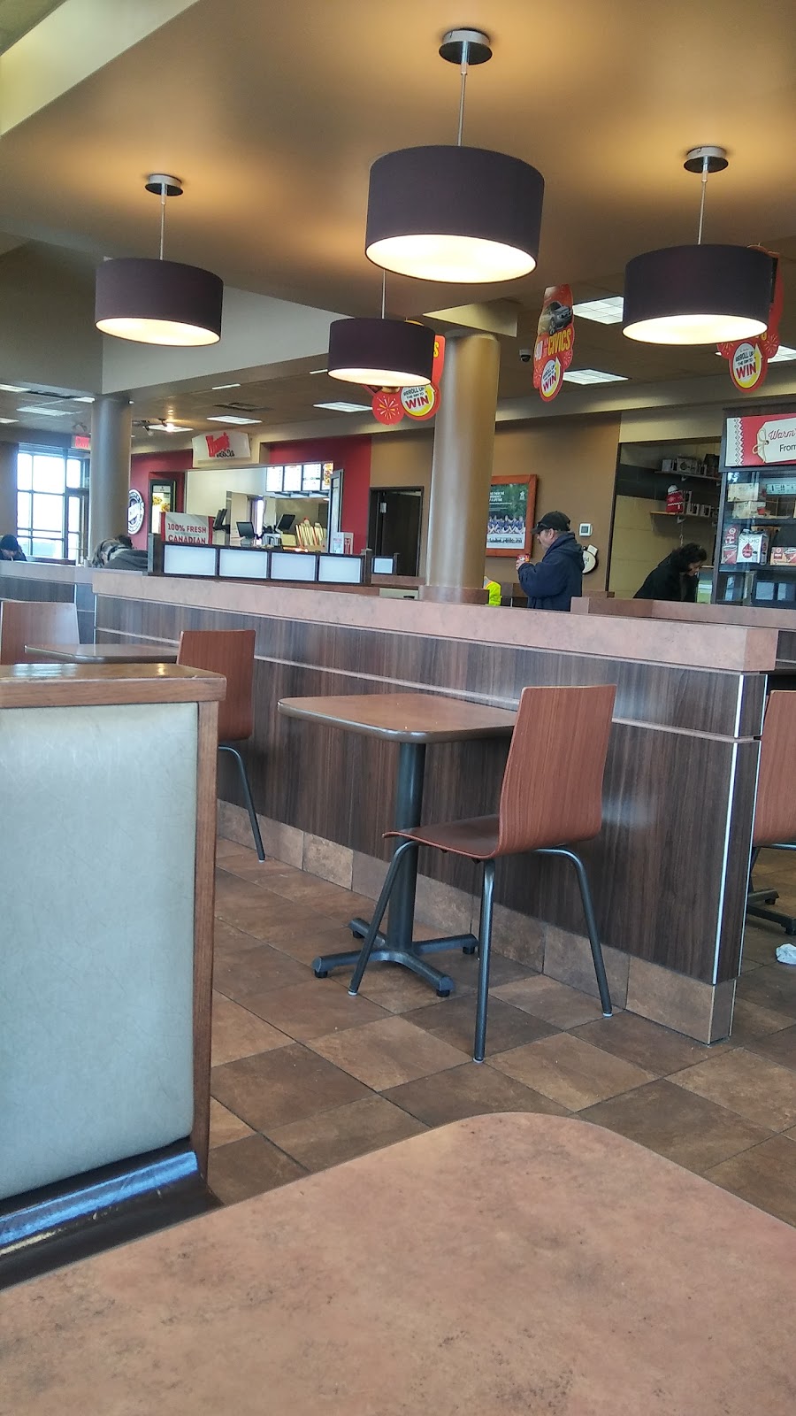 Tim Hortons | 525 Welland Ave, St. Catharines, ON L2M 6P3, Canada | Phone: (905) 682-3935