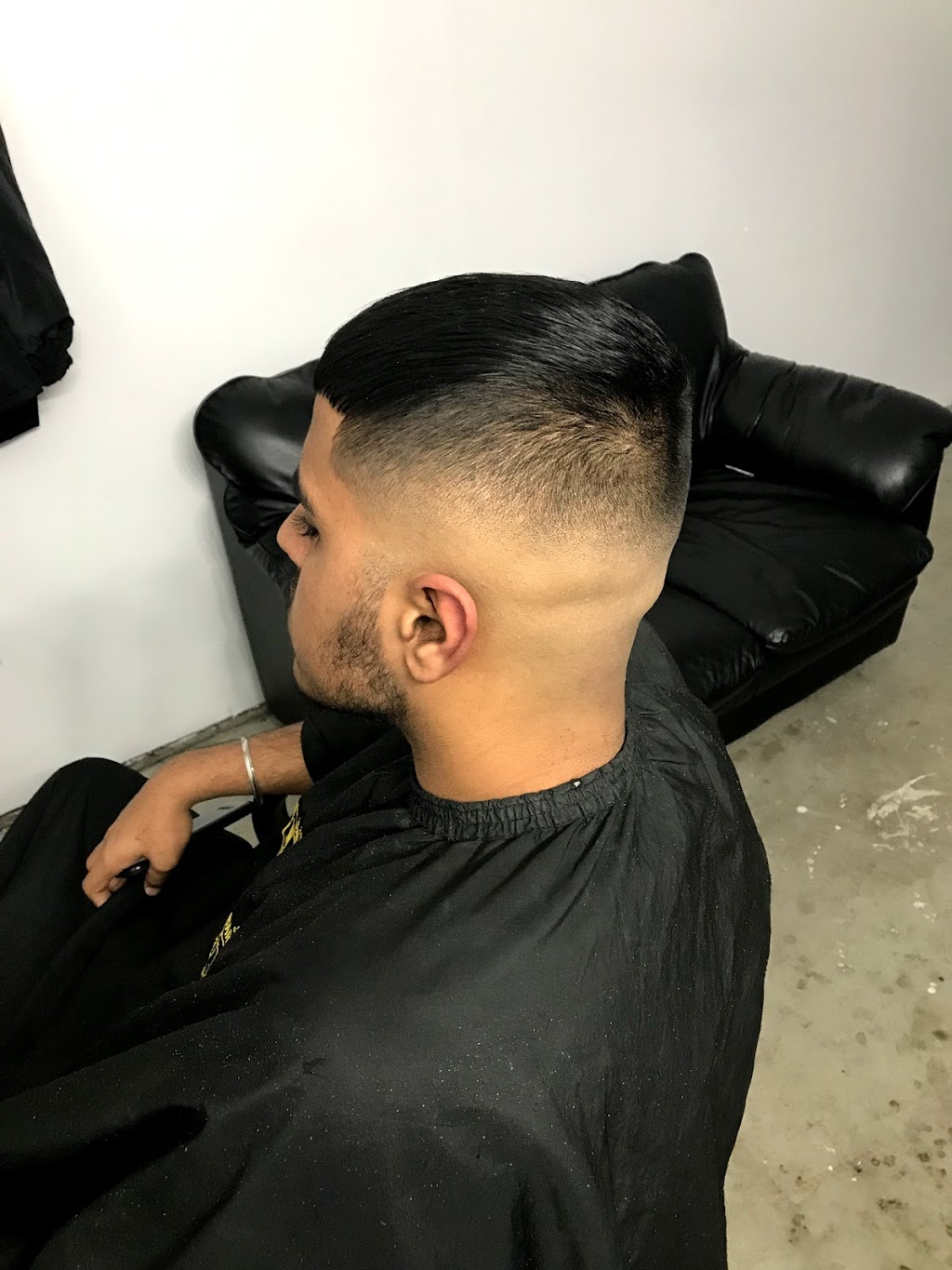 B.Kuts Barbershop | Hallert Rd, Abbotsford, BC V3G 1R3, Canada | Phone: (778) 344-0501