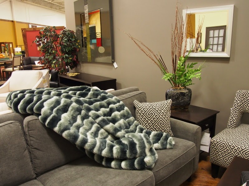 Smittys Fine Furniture | 170 Gateway Park Dr, Kitchener, ON N2P 2J4, Canada | Phone: (519) 658-9313