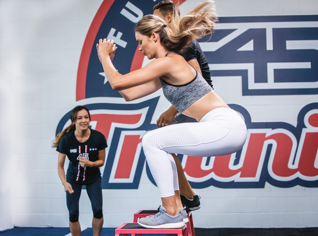 F45 Training Joshua Creek | 1903 Ironoak Way Unit 8, Oakville, ON L6H 0N1, Canada | Phone: (905) 464-7270