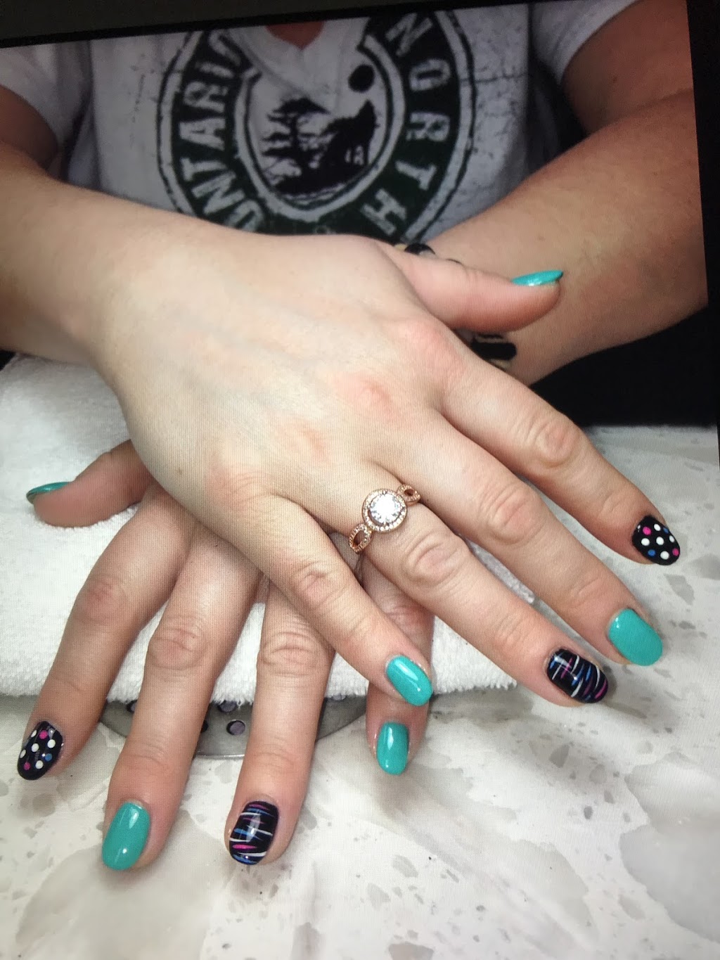 Pedi N Nails | 200 Franklin Blvd Unit 38, Cambridge, ON N1R 8N8, Canada | Phone: (519) 624-9152