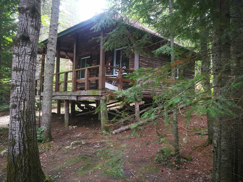 Camp Ouareau | 2464 QC-125, Notre-Dame-de-la-Merci, QC J0T 2A0, Canada | Phone: (819) 424-2662