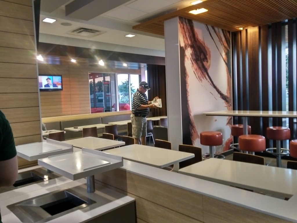 McDonalds | 378 Boulevard Maloney O, Gatineau, QC J8P 6W2, Canada | Phone: (819) 663-1211