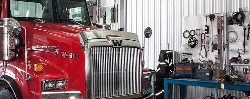 Camions Bécancour | 1700 Boulevard de Port Royal, Bécancour, QC G9H 1X6, Canada | Phone: (819) 233-3337