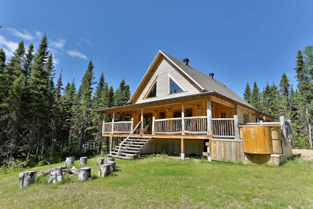 Les Chalets de Môh | 529 Chem. des Loisirs, La Malbaie, QC G5A 1Y5, Canada | Phone: (418) 665-0087