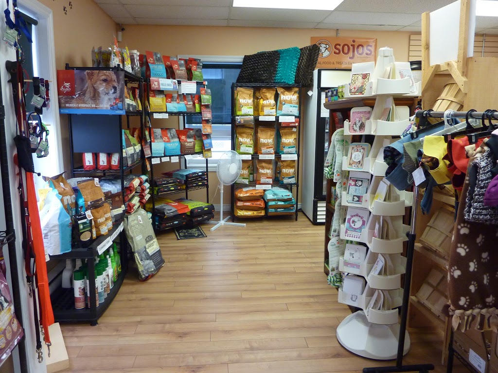 Natural Paws Pantry | 1055 Sarnia Rd, London, ON N6H 5J9, Canada | Phone: (519) 474-6669