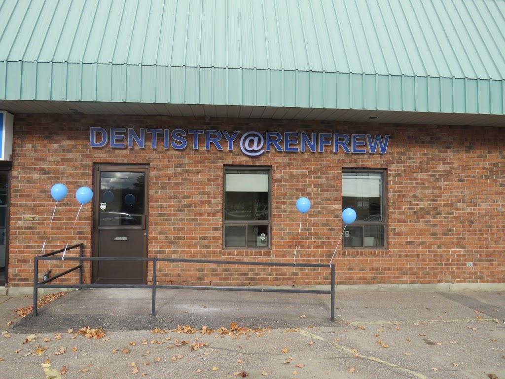 Dentistry @ Renfrew | 850 OBrien Rd Suite 3, Renfrew, ON K7V 0B4, Canada | Phone: (613) 432-2800