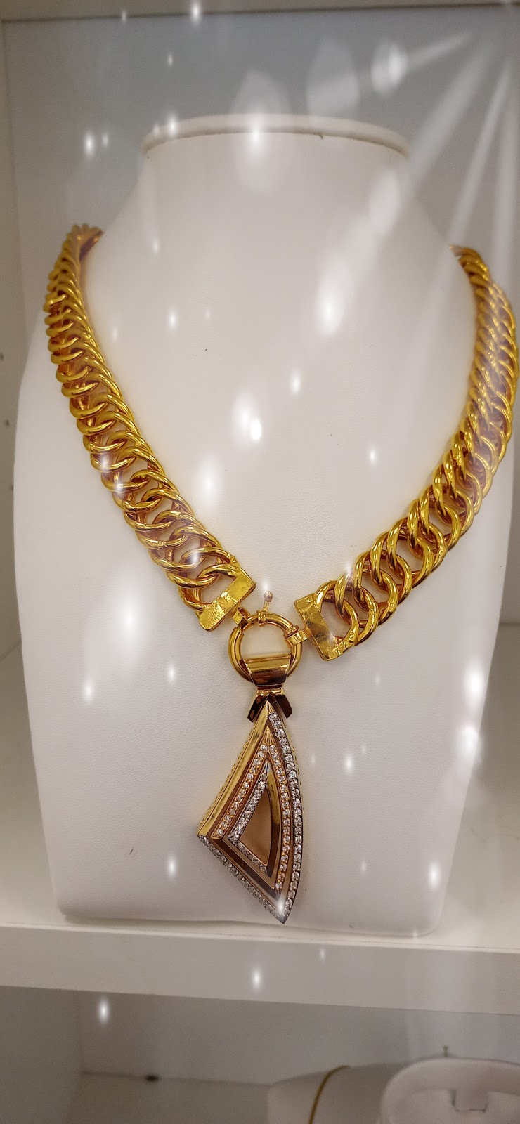 Damascus Jewelry المجوهرات الدمشقية | 1615 Orléans Blvd Suite 110, Orléans, ON K1C 7E2, Canada | Phone: (343) 573-3333