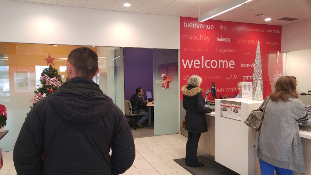 Scotiabank | 9325 Yonge St, Richmond Hill, ON L4C 0A8, Canada | Phone: (905) 770-6000