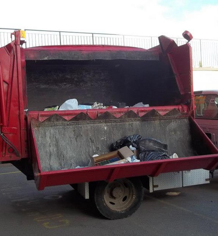 Golden Disposal Waste & Recycling Services | 515 Sawmill Rd, Waterloo, ON N2J 4G8, Canada | Phone: (519) 744-5246