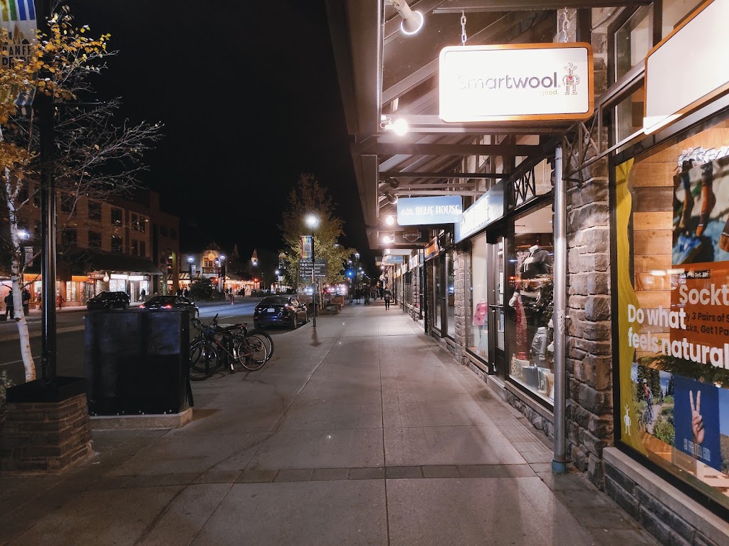 Smartwool Banff | 138 Banff Ave, Banff, AB T1L 1A0, Canada | Phone: (403) 762-3007