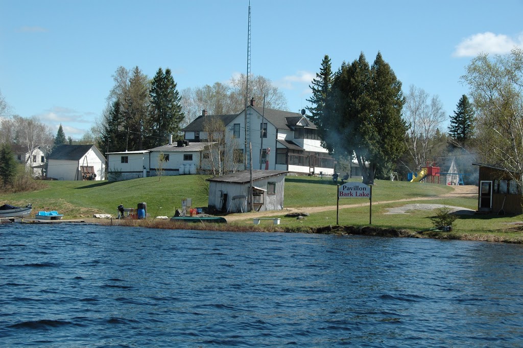 Pavillon Bark Lake Lodge | 2282 Lac de lEcorce, Parc-de-la-Verendrye, QC J9L 1K5, Canada | Phone: (819) 639-1744