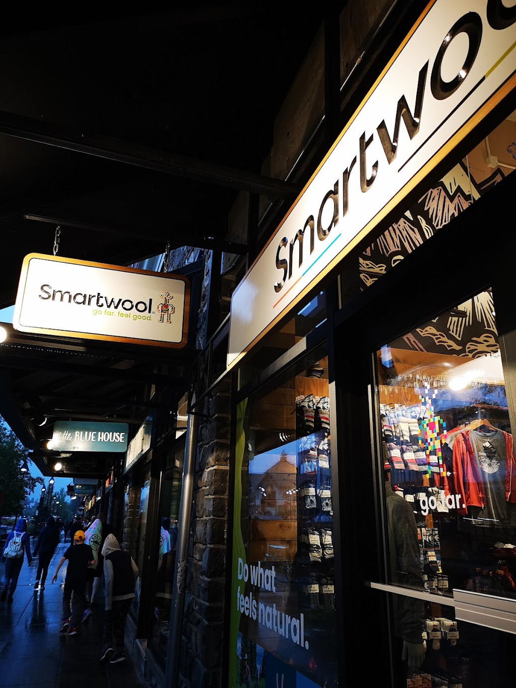 Smartwool Banff | 138 Banff Ave, Banff, AB T1L 1A0, Canada | Phone: (403) 762-3007