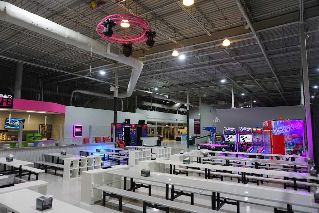 Flying Squirrel Trampoline Park Hamilton | 1550 Upper James St, Hamilton, ON L9B 1J5, Canada | Phone: (289) 309-5332