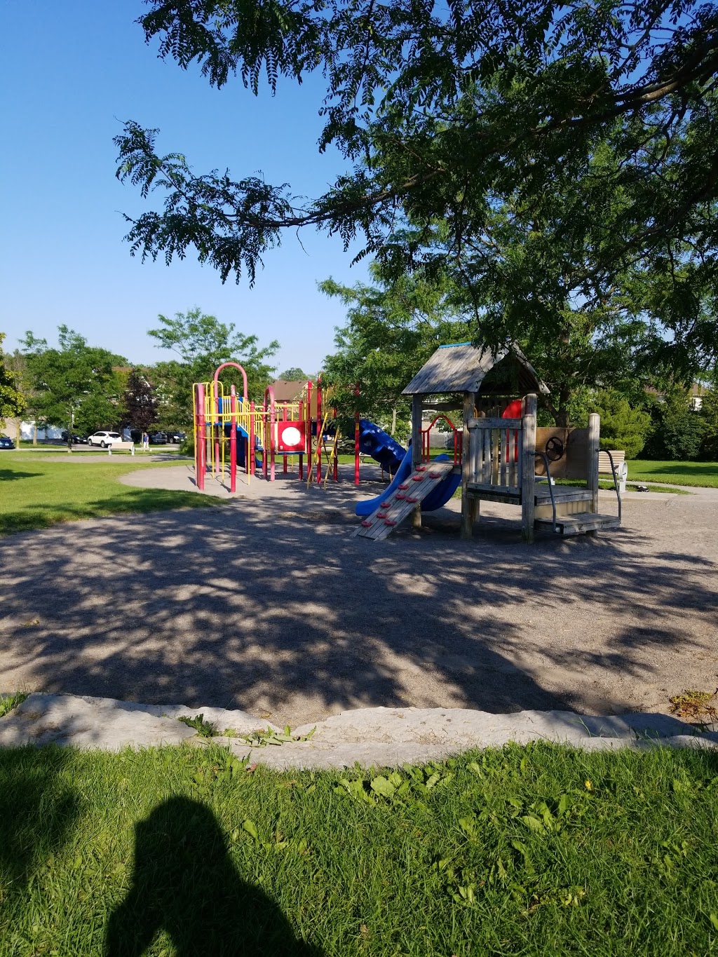 Guildwood Park | 180 Guildwood Dr, Bowmanville, ON L1C 5C8, Canada