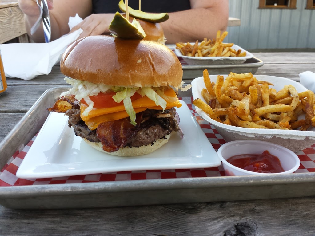 BurgerBar537 | 106 Purvis Ln, Salt Spring Island, BC V8K 2S3 Purvis Ln, Salt Spring Island, BC V8K 2S3, Canada | Phone: (250) 537-5041