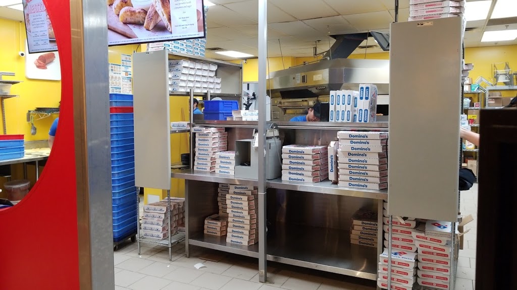 Dominos Meadowvale | 6750 Winston Churchill Blvd, Mississauga, ON L5N 4C4, Canada | Phone: (905) 824-0300